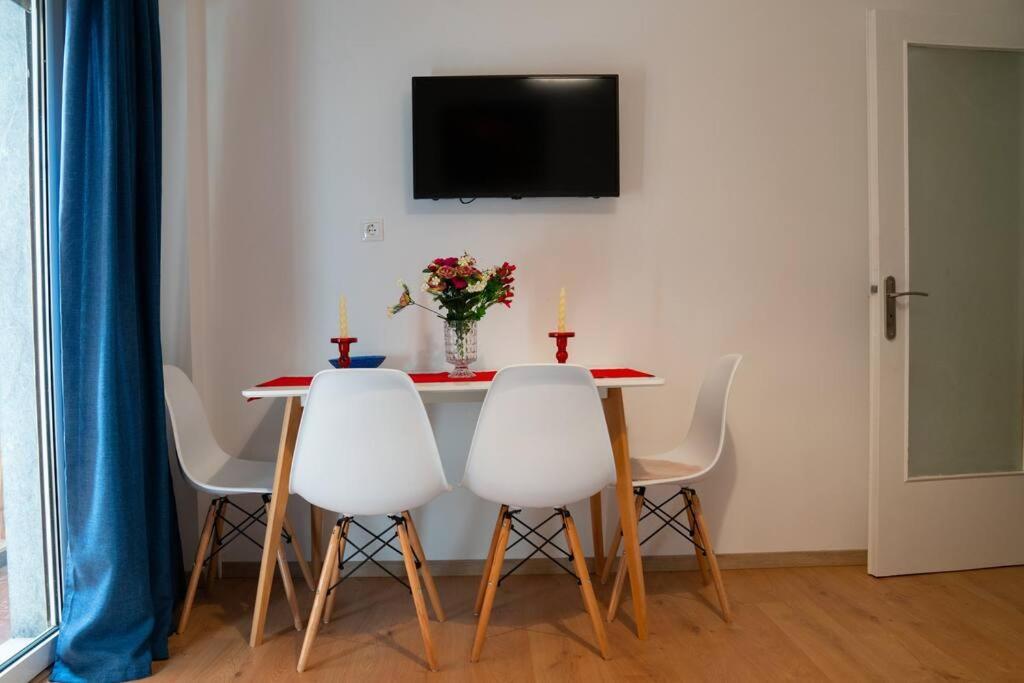 Apartment Cozy In Center